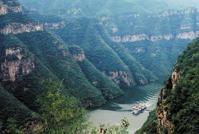 王屋山麓黄河三峡小浪底景区