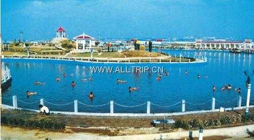 瑞莱斯漂浮浴场