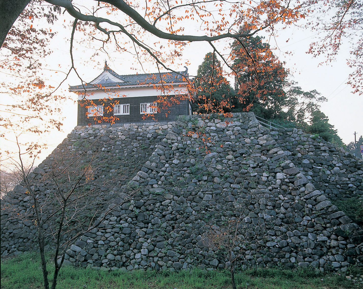 龟山城