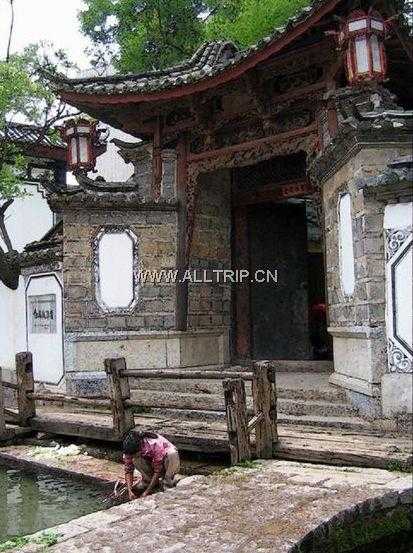 白马龙潭寺