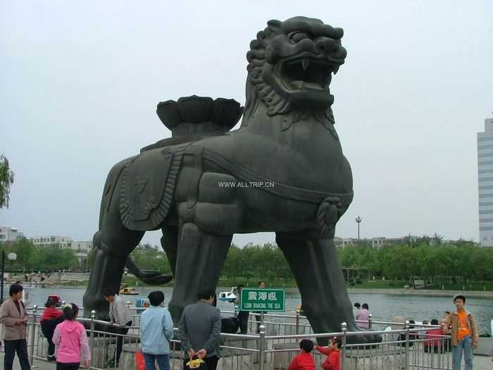 铁狮子