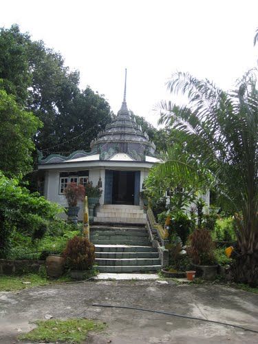 Kaeo Phichit寺