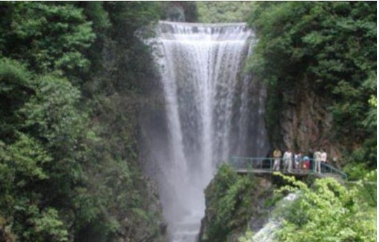 三潮水