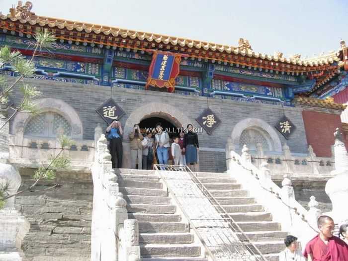 山西品质旅游:深圳到太原五台山.平遥古城.乔家大院五日双飞纯玩豪华旅游团攻略