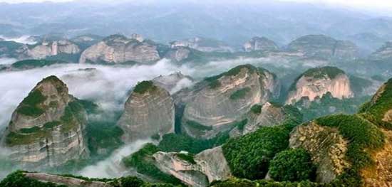 陨石山