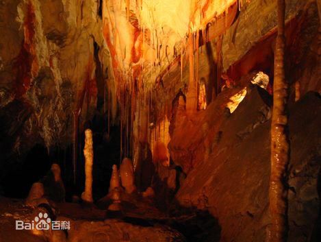 阿格泰列克洞穴和斯洛伐克喀斯特地貌