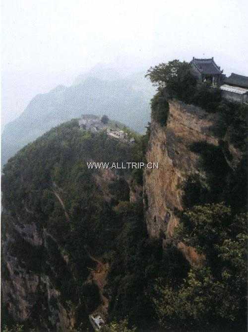 鸡峰山国家森林公园