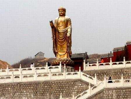 京灵山大佛