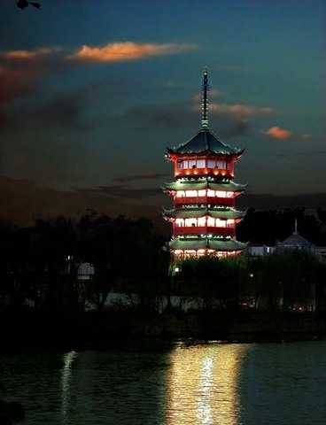 文峰塔