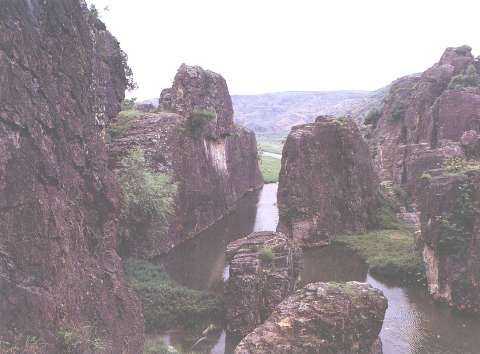 石淙河