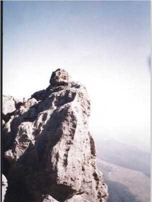 凤游山