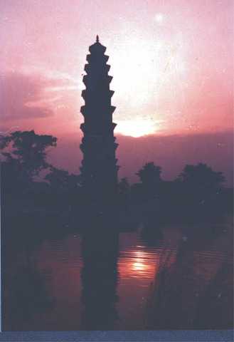 黄金塔