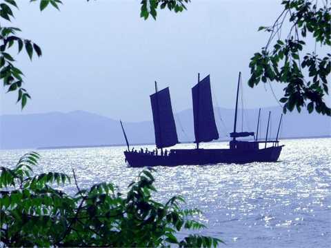 千名老人下江南旅游团 深圳到江南12天游轮专线.长者幸福旅程