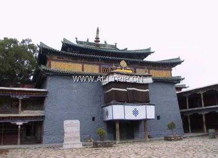 协格尔曲德寺