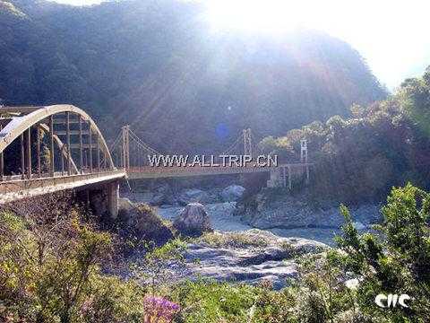 爸妈去台湾休闲旅游产品:深圳到台湾环岛八日长者圆梦旅游团|老人台湾游