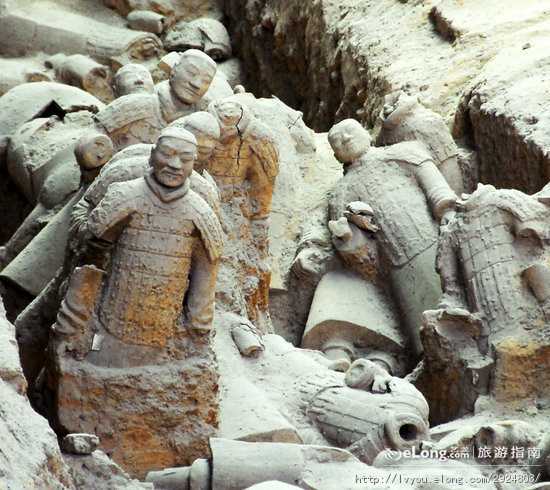 西安旅游线路 深圳到西安旅游网报价[兵马俑.延安.壶口瀑布.华山五日双飞团]